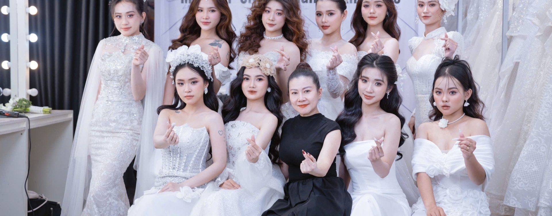 " Lưu lại những khoảnh khắc"