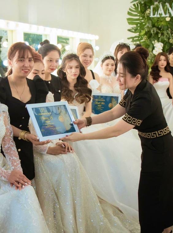 Khóa học Trang điểm cho truyền hình và điện ảnh